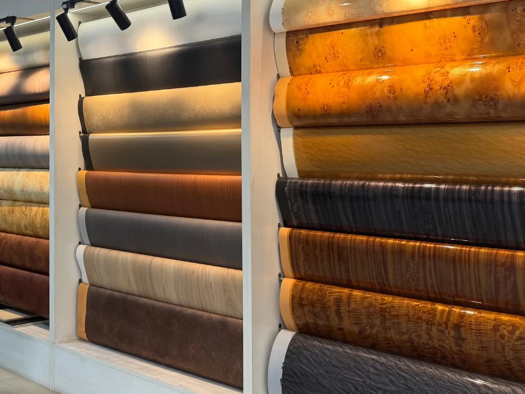 Decorative film rolls on the wall of the Xingpai showroom